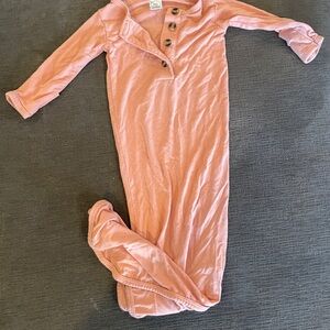 Lou Lou knotted gown